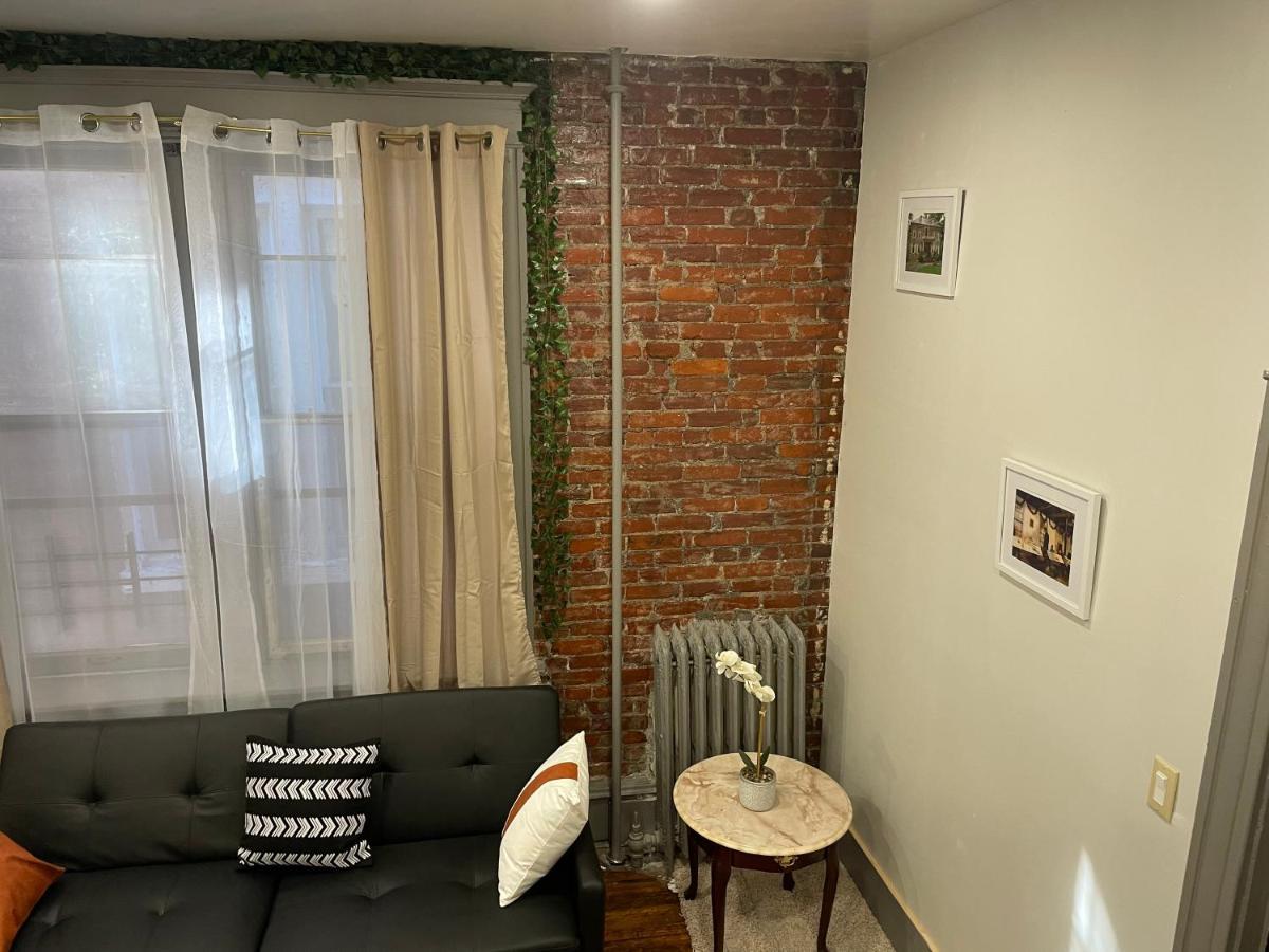 F.M.T. Apartment Harrisburg Exterior photo